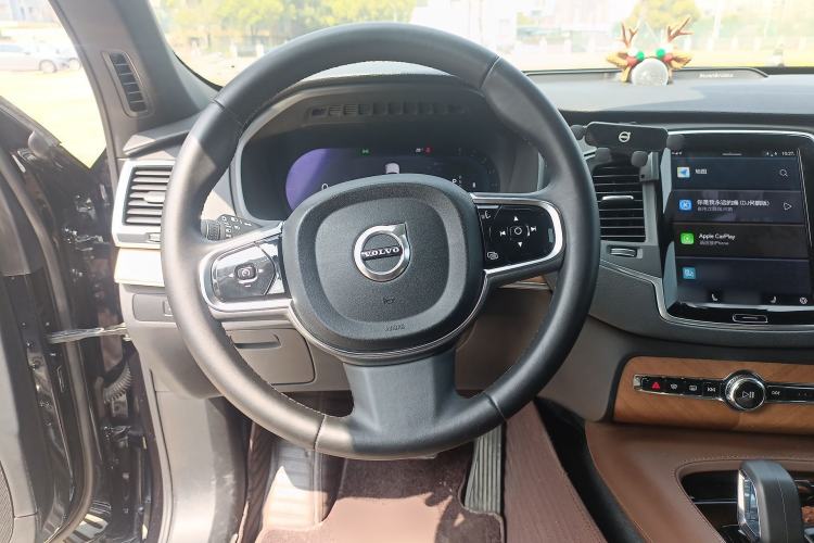 Used Volvo XC90 2024 B5 SmartDrive Luxury Edition 5 Seats Steering Wheel
