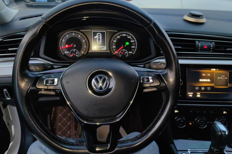 Used Volkswagen Lamando 2019 280TSI DSG Comfort Edition China VI standard
