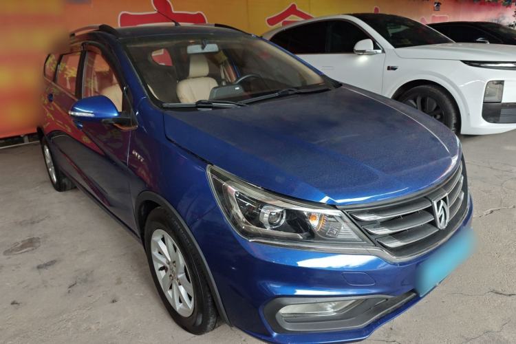 Used Baojun 310W 2017 1.5L Manual Fashion Model China V