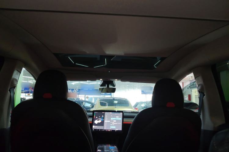 Used Tesla Model Y 2021 Standard Range Rear-Wheel Drive Version