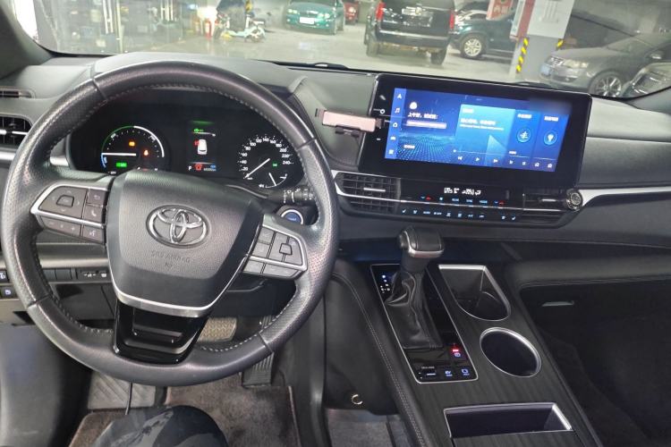 Used Toyota Sienna 2021 2.5L Hybrid Premium Edition