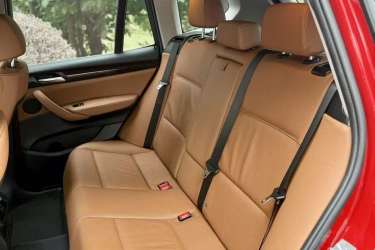 Used BMW X3 2014 xDrive20i X Design Package Interior 6