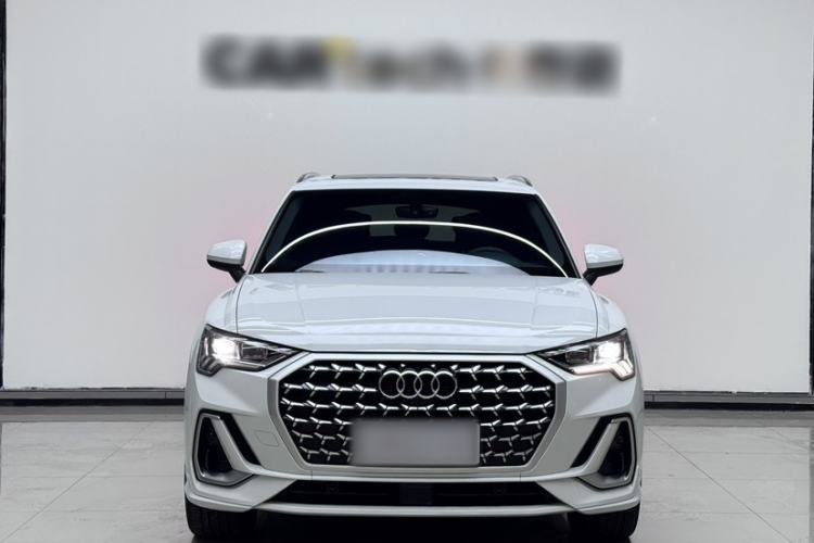 Used Audi Q3 2024 35 TFSI Fashion Dynamic Edition
