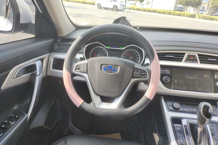 Used Geely Auto Emgrand X7 Sport 2018 1.8TD Automatic Two-Wheel Drive Zhiya Model
