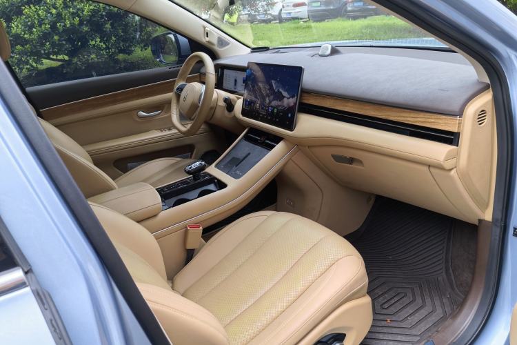 Used Hima AITO M7 2024 1.5T Intelligent Driving 4WD Max Edition 5 Seats Interior 2