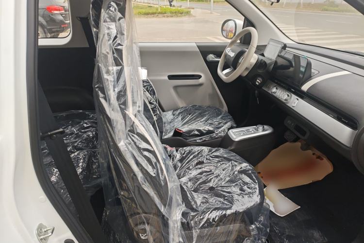 Used CHANGAN NEVO Lumin 2026 Model Treasure Edition 205km Passionate Beige Ningde Right Front Seat