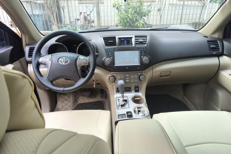 Used Toyota Highlander 2009 3.5L 4x4 7-Seater Luxury Edition
