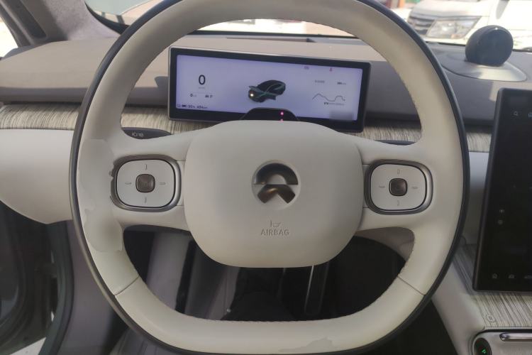 Used Nio ET7 2022 100kWh First Edition Steering Wheel