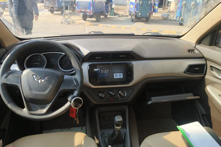 Used Wuling Hongguang 2018 1.5L S Comfort Model L2B