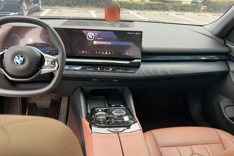 Used BMW 5 Series 2024 530Li Leading Luxury Package Interior 3