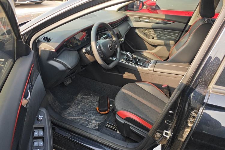 Used Dongfeng Aeolus Yixuan MAX 2023 1.5T Super-Powered Dad Edition