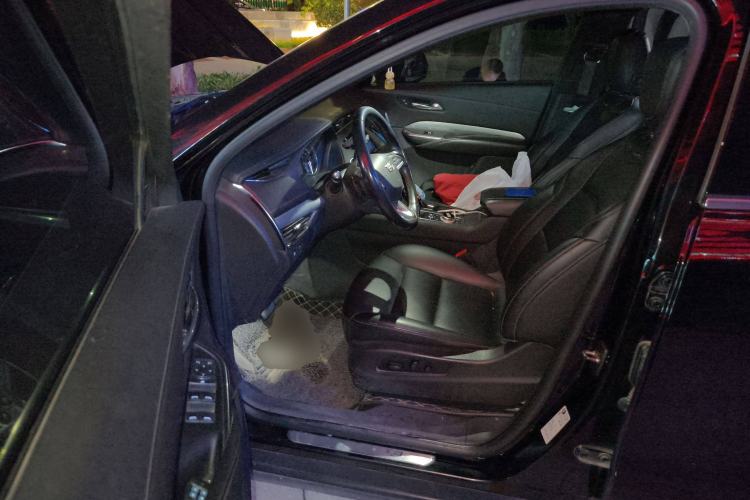 Used Cadillac XT4 2021 28T Two-Wheel Drive Luxury Version