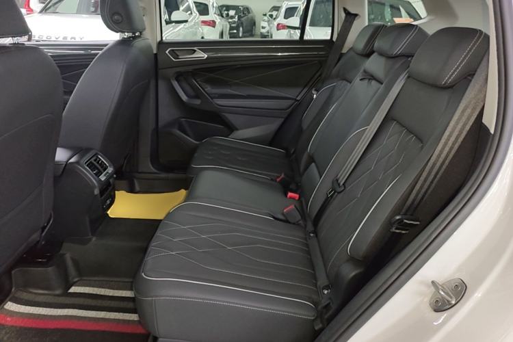 Used Volkswagen Tiguan L 2022 330TSI Automatic Two-Wheel Drive R-Line Enhanced Edition
