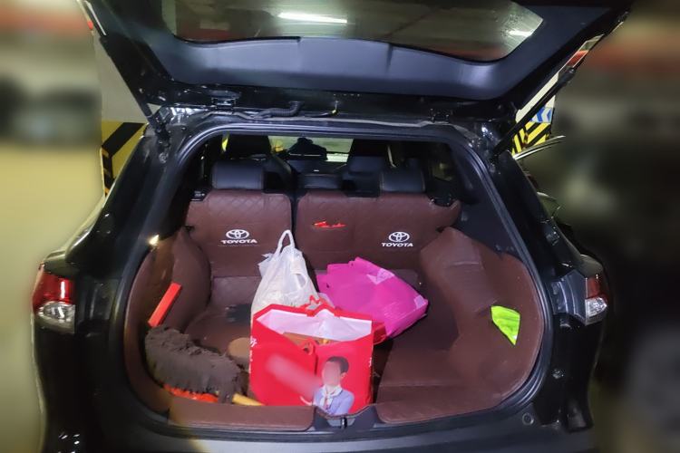 Used Toyota Corolla Cross 2026 Model 2.0L Smart Electric Hybrid Dual-Engine Pioneer Edition