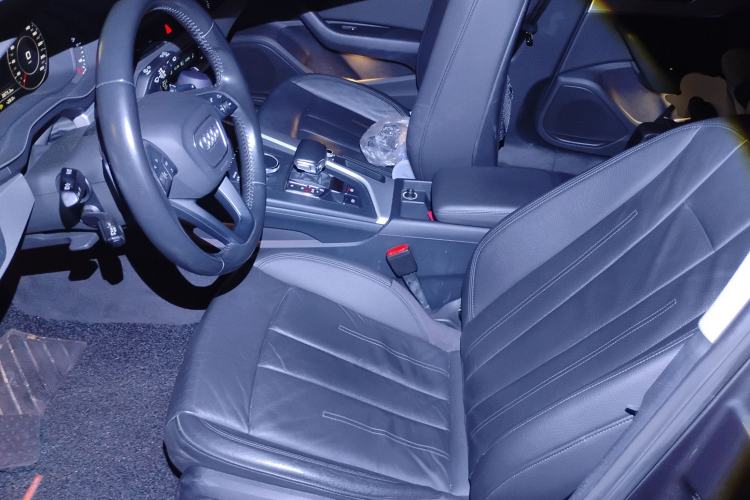 Used Audi A4 2020 Avant Avant-garde 40 TFSI Fashionable and Dynamic Model
