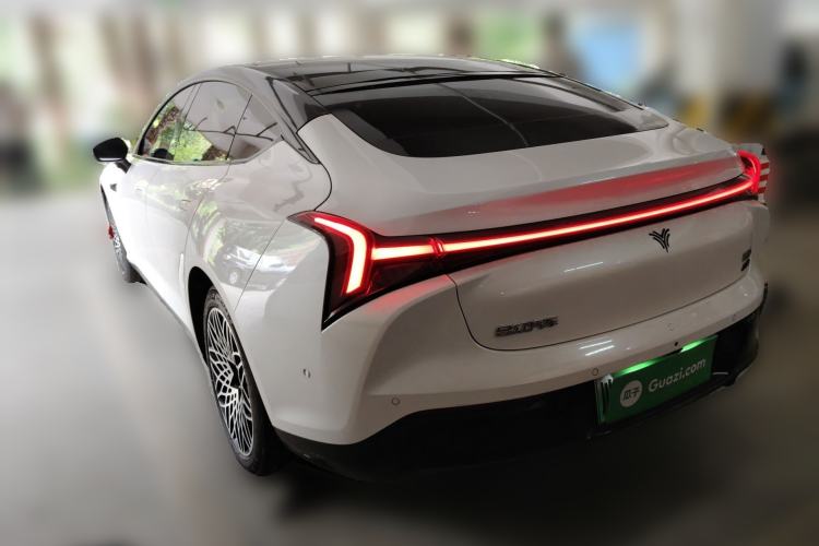 Used NETA S 2022 All-Electric 650 km Four-Wheel Drive Premium Version Rear Left 45 Deg