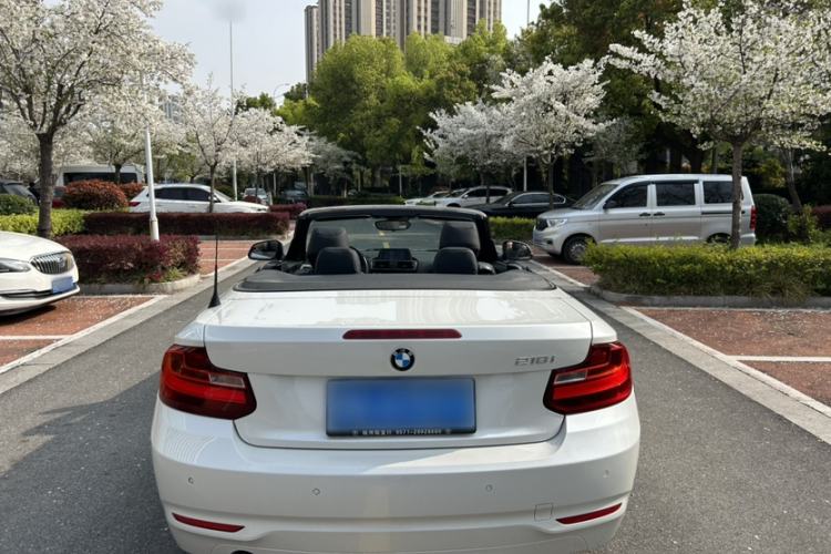 Used BMW 2 Series 2015 218i Convertible Coupe Exterior 4