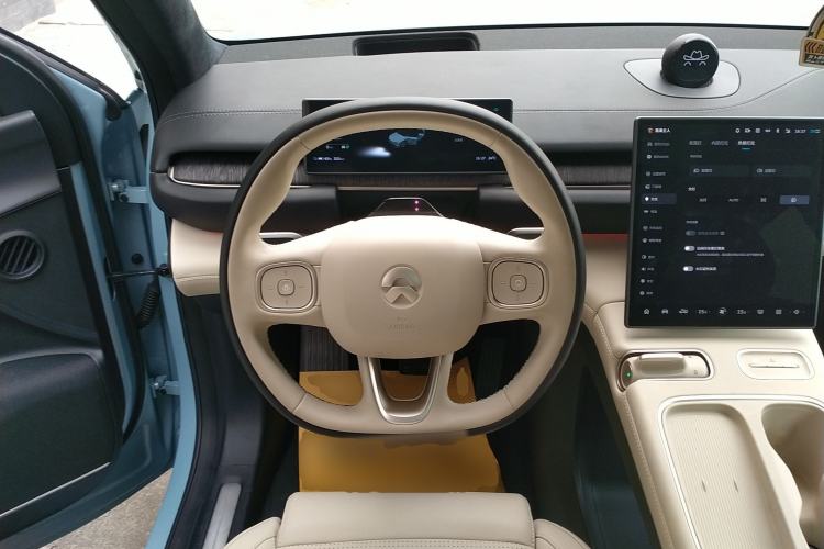 Used Nio ES6 2023 75 kWh Steering Wheel