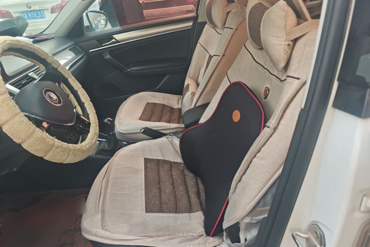 Used Volkswagen Bora 2016 1.6L Manual Comfort Model Left Front Seat