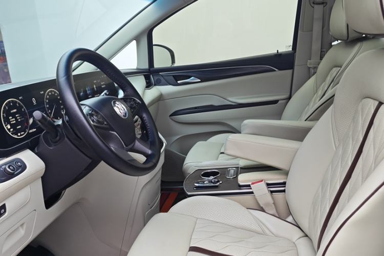 Used Buick GL8 2020 ES Land Cruiser 653T Comfort Edition