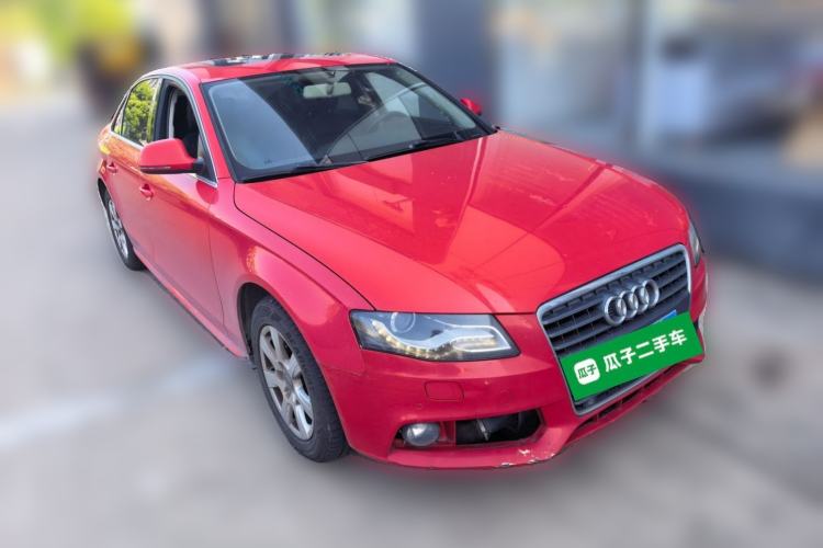 Used Audi A4L 2012 2.0 TFSI automatic Comfort trim level