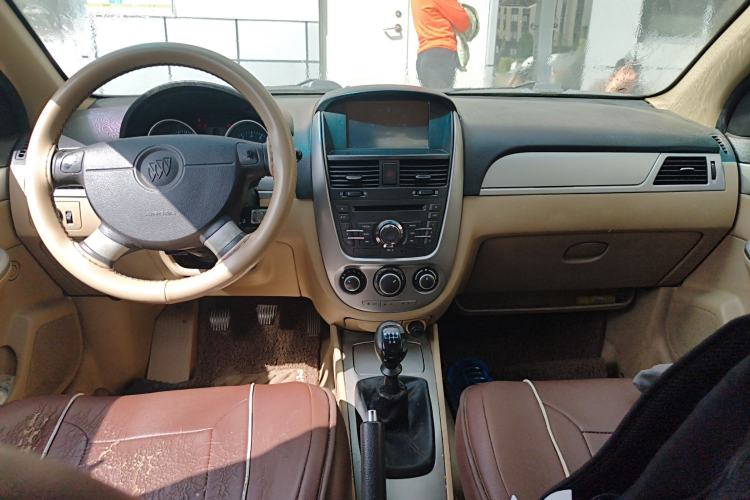 Used Buick Excelle 2011 1.6 LX-MT
