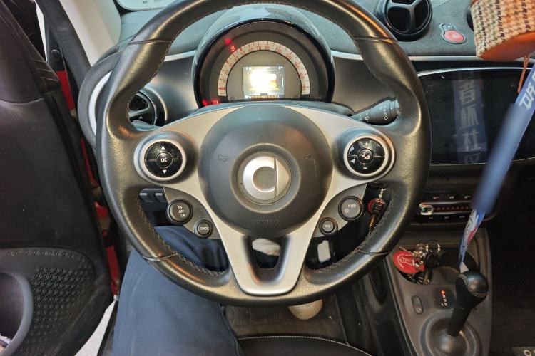 Used smart fortwo 2018 1.0L 52kW Hardtop Passion Edition China V Standard