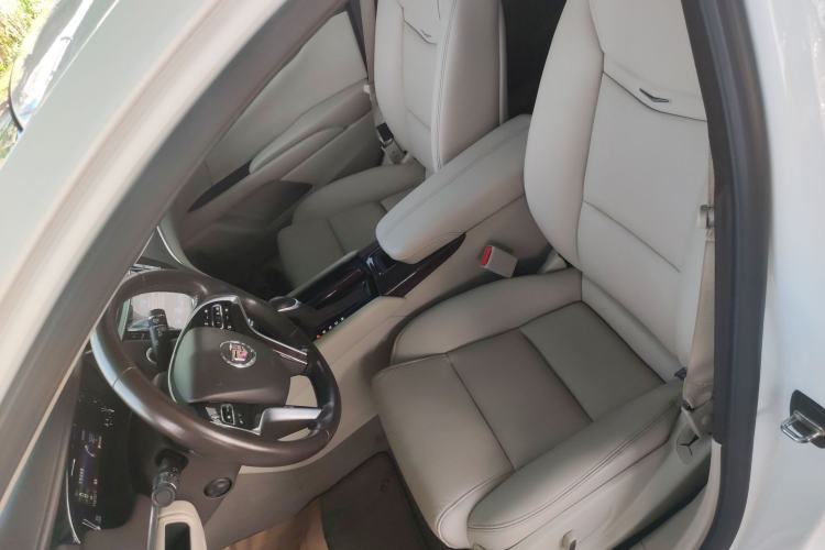 Used Cadillac XTS 2015 28T Comfort Model
