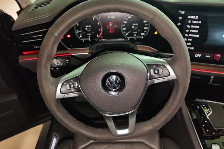 Used Volkswagen Touareg 2019 2.0TSI Ruiyi Edition China VI Standard
