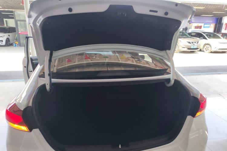 Used Hyundai Elantra (6th Generation / Lingdong) 2016 1.6L Automatic ZhiXuan – Elite Version