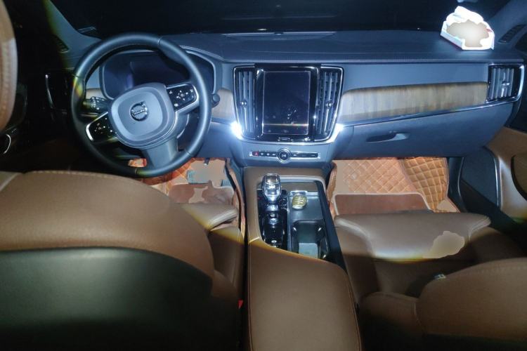 Used Volvo S90 2024 B5 Zhiyuan Luxury Edition