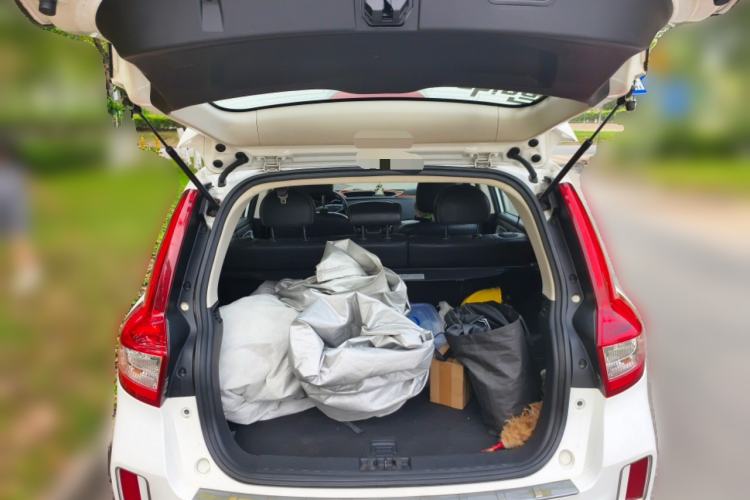 Used Geely Auto Vision X6 2016 1.8L Manual Luxury Model