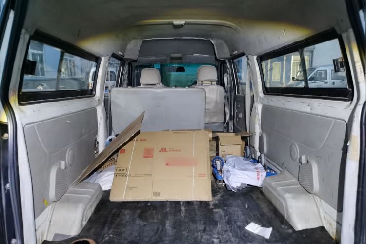 Used Jinbei New Hiace X30L 2016 1.5L Wealth Edition DLCG14 Trunk