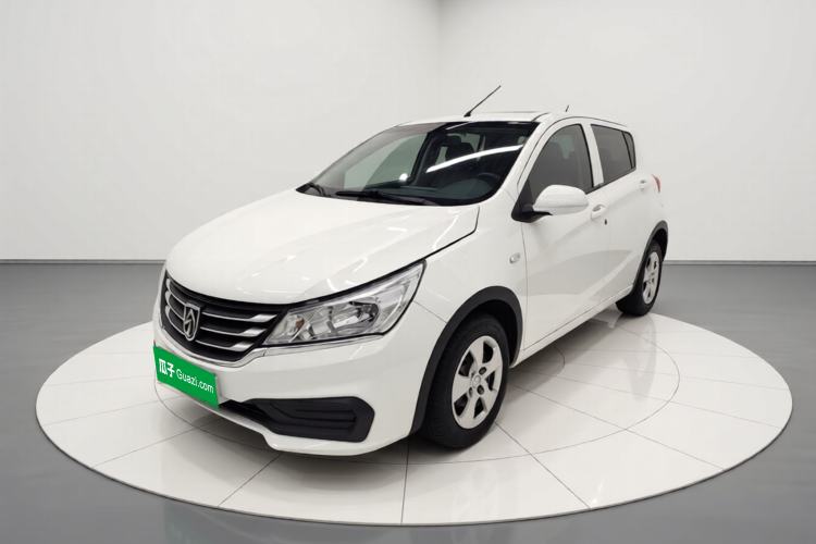 Used Baojun 310 2016 1.2L manual Comfort trim level
