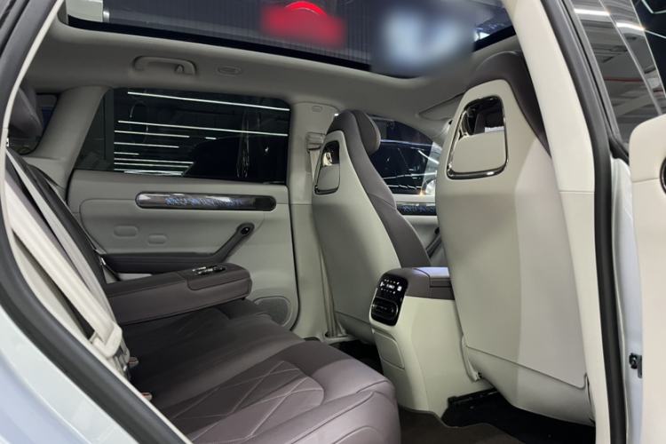 Used Leapmotor C11 2024 Range-Extended 300 Luxury Edition