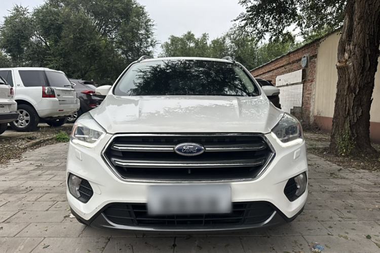 Used Ford Kuga 2019 EcoBoost 180 Two-Wheel-Drive Titanium Plus Model China VI Standard