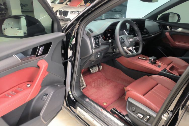 Used Audi Q5L 2025 quattro 45th Anniversary Edition 40 TFSI Luxury Dynamic Model
