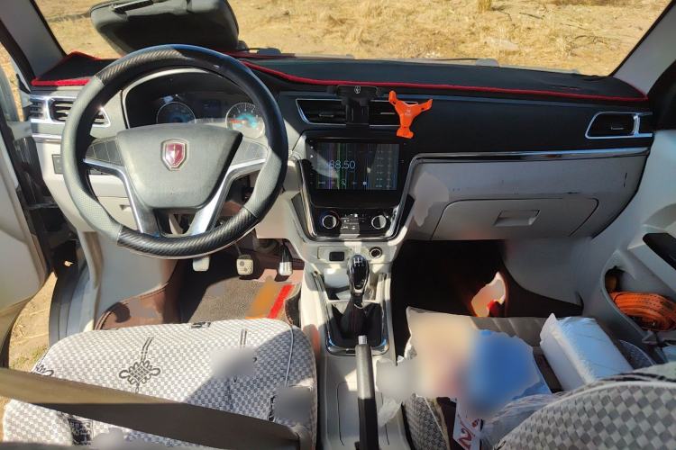 Used Jinbei New Hiace X30L 2016 1.5L Business Edition Van DLCG14 Center Console