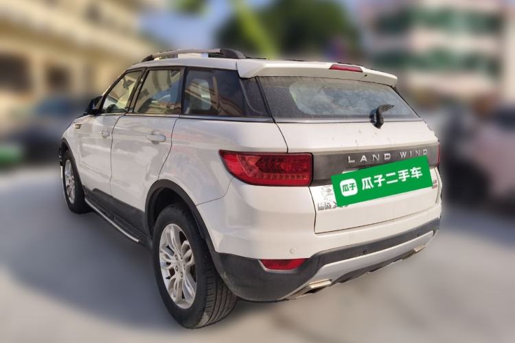 Used Land X7 2015 2.0T Panoramic Luxury Edition
