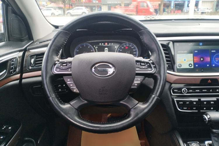 Used GAC Trumpchi GS8 2017 320T Two-Wheel Drive Luxury Smart Connectivity Version (7 Seats)