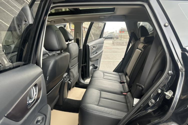 Used Nissan X-Trail 2015 2.0L CVT Comfort MAX Edition 2WD