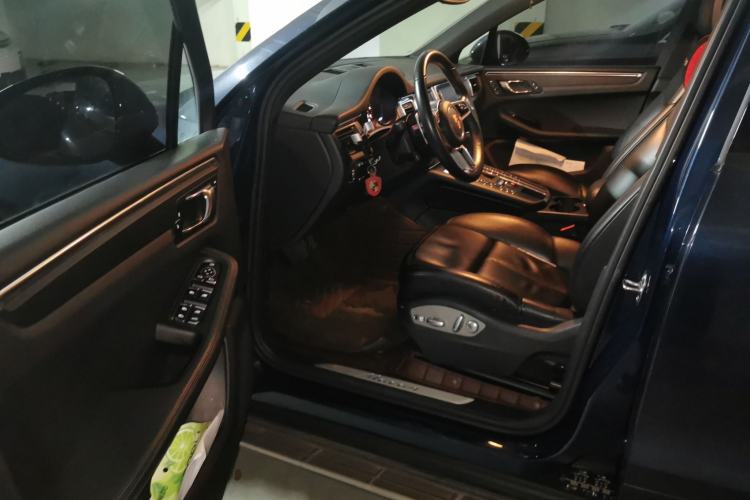 Used Porsche Macan 2014 Macan 2.0T
