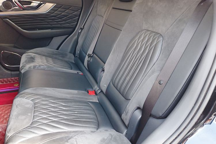 Used Hongqi HS5 2022 Revised Version 2.0T Smart Connect Flagship Edition
