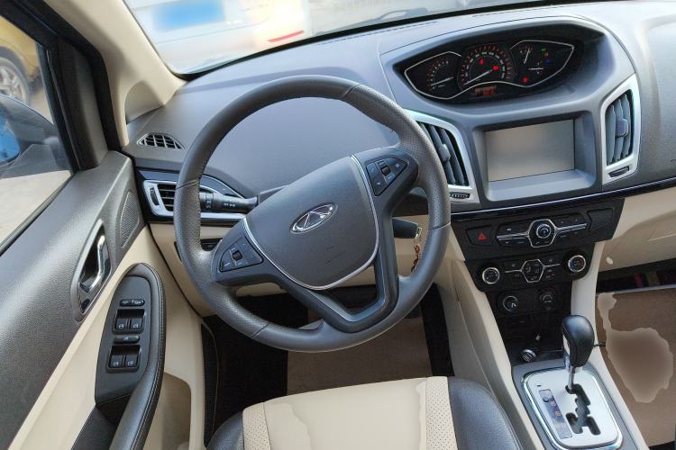 Used Chery Arrizo M7 2015 2.0L CVT Comfort Edition 232 Seats