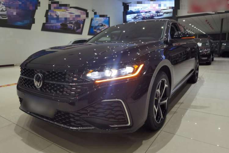 Used Volkswagen Passat 2024 330TSI Starry Elite Edition