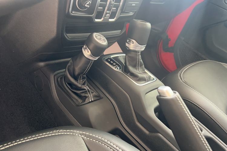 Used Jeep Gladiator 2022 3.6L Pioneer Edition
