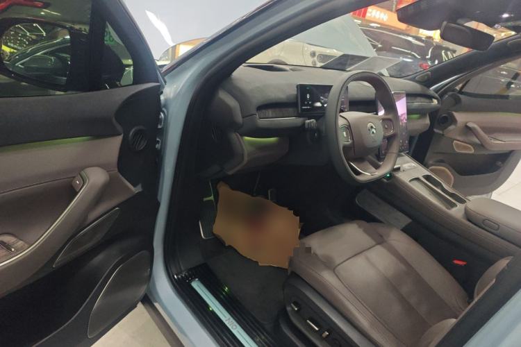 Used Nio ES7 2022 75 kWh Driver Seat