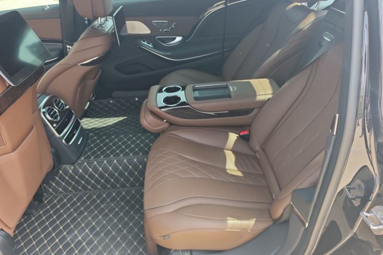 Used Mercedes-Benz Maybach S-Class 2020 S 450 4MATIC Left Rear Seat