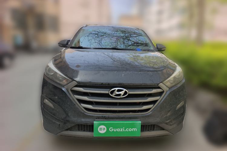 Used Hyundai Tucson 2015 2.0L Automatic Two-Wheel Drive Smart Version
