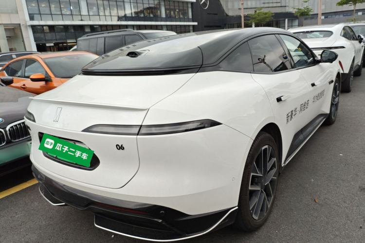 Used Avatr 06 2025 Ultra Pure Electric Edition Rear Right 45 Deg